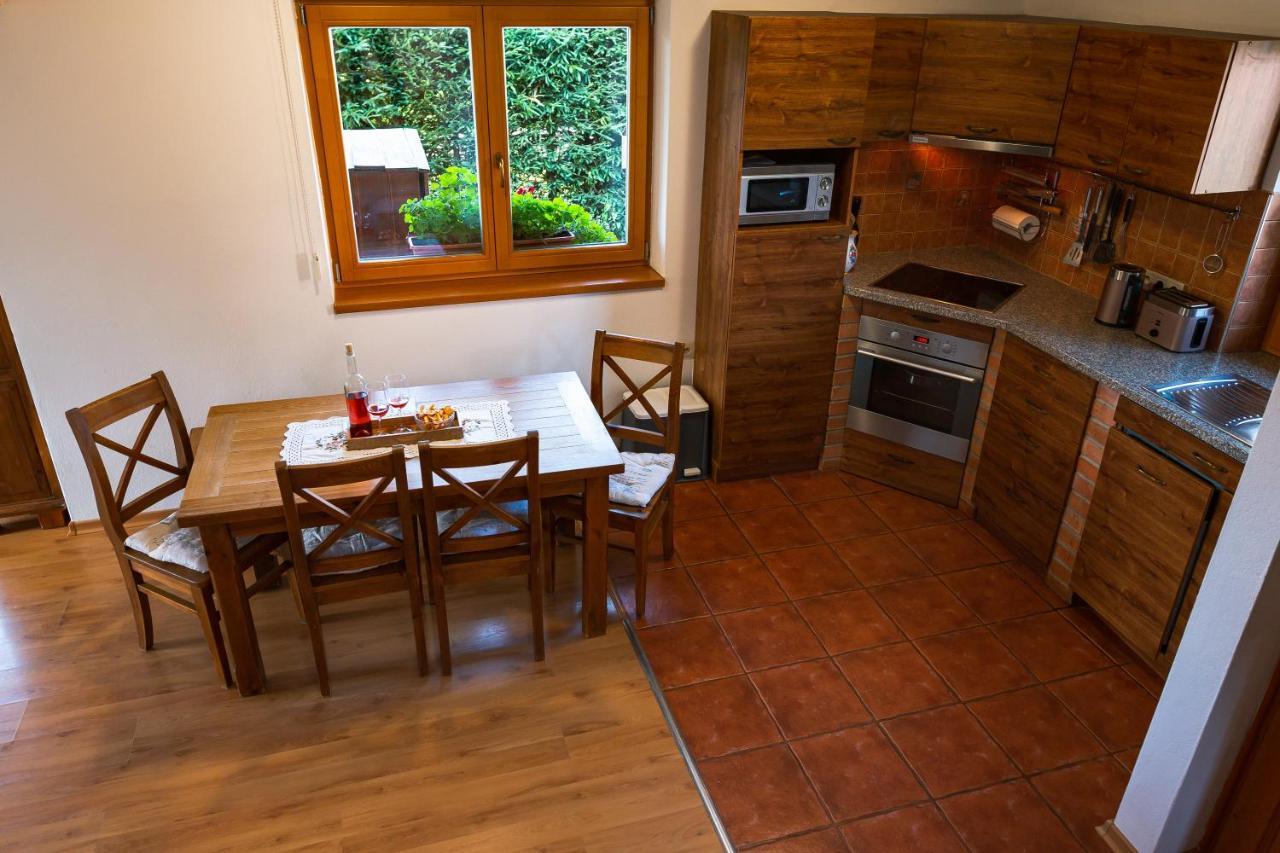 River Cottage Bešeňová Exteriör bild